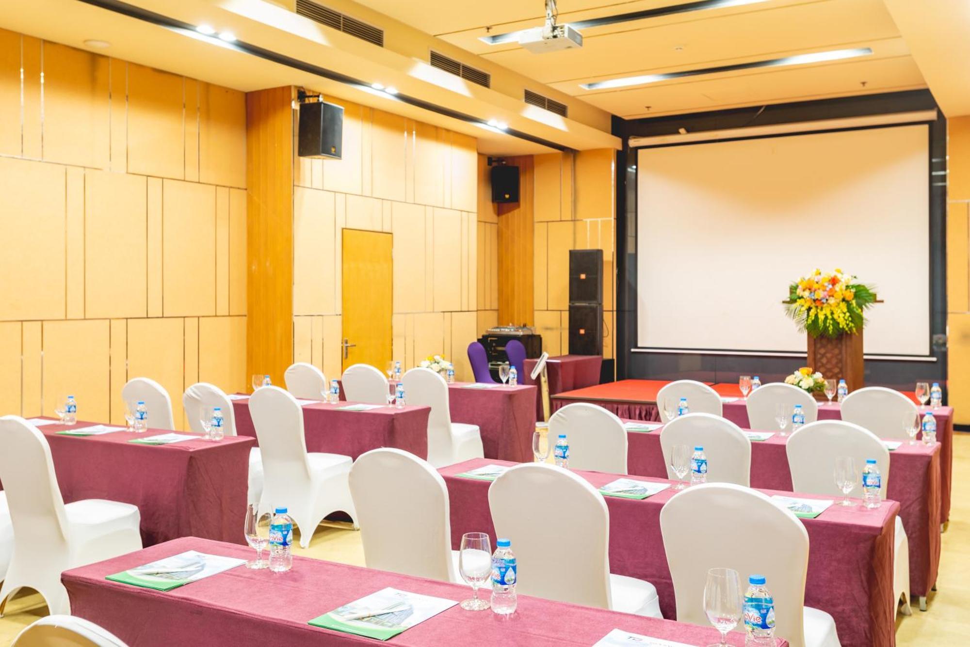 Bien Bac Hotel Mong Cai Екстер'єр фото