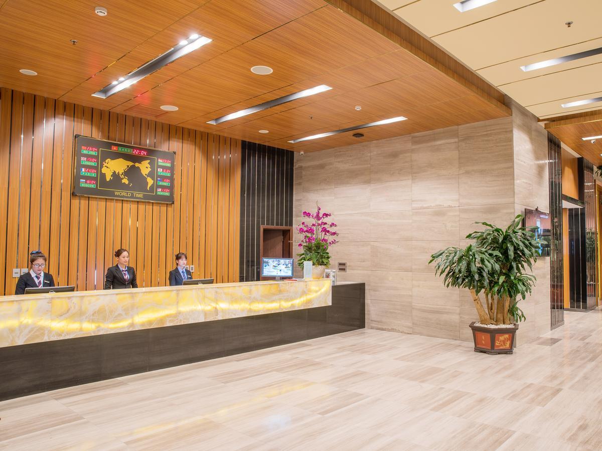 Bien Bac Hotel Mong Cai Екстер'єр фото